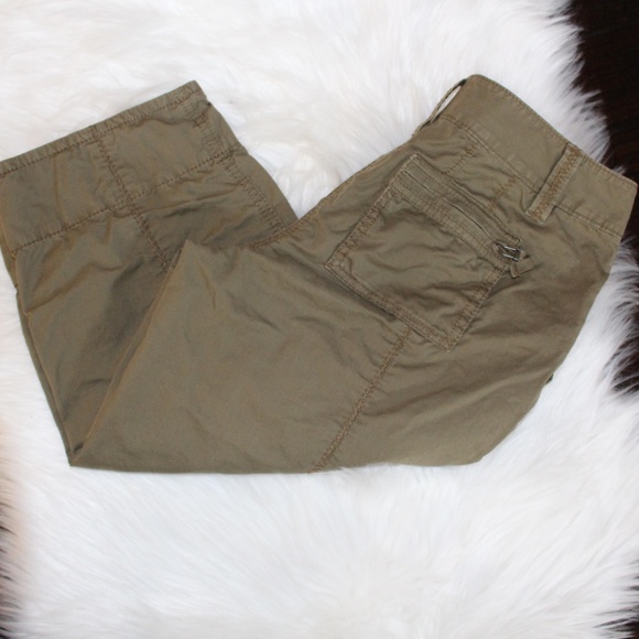 Ann Taylor, army green capri pants - Picture 3 of 7